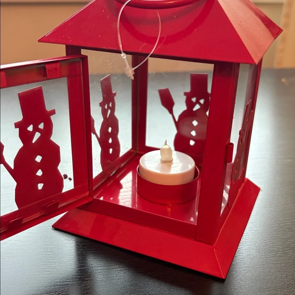Red Metal Snowman Lantern